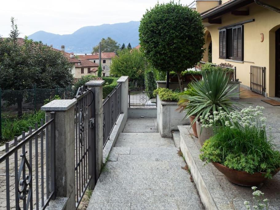 La Tua Villa Sul Lago - Casa Kollegger Luino Esterno foto